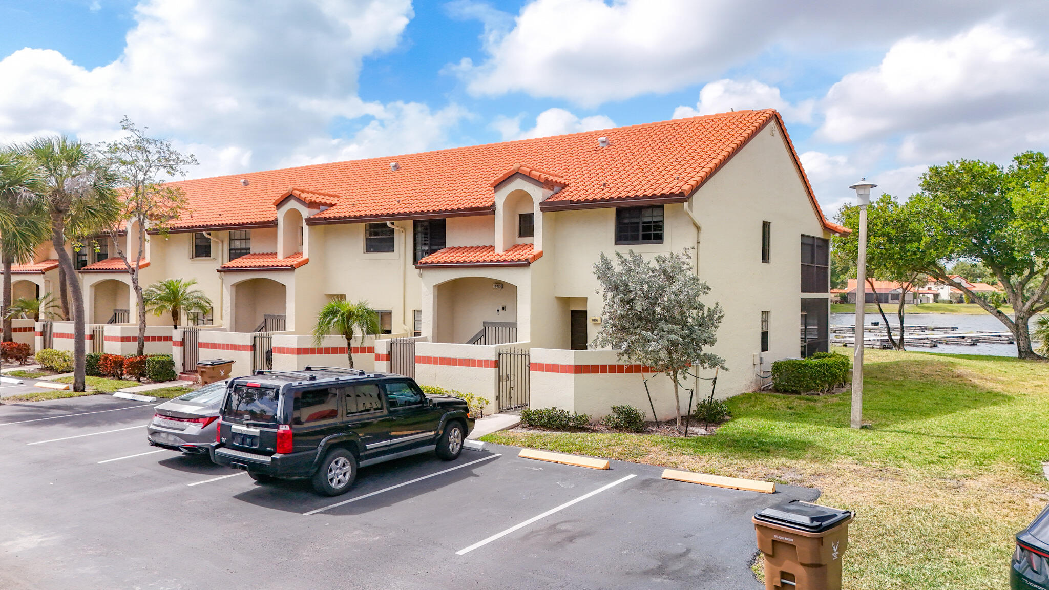 INDEPENDENCE BAY - Residential