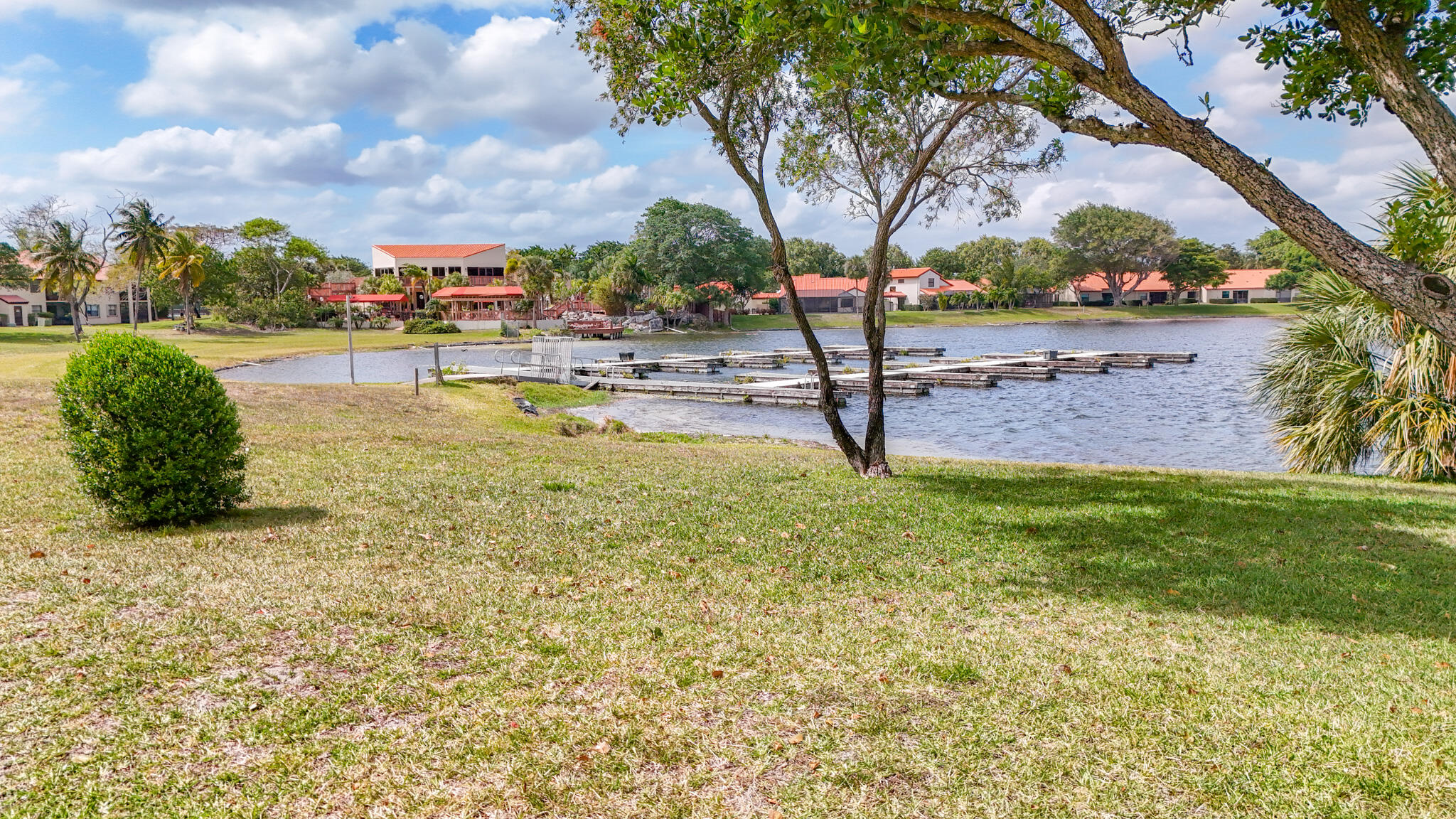 INDEPENDENCE BAY - Residential