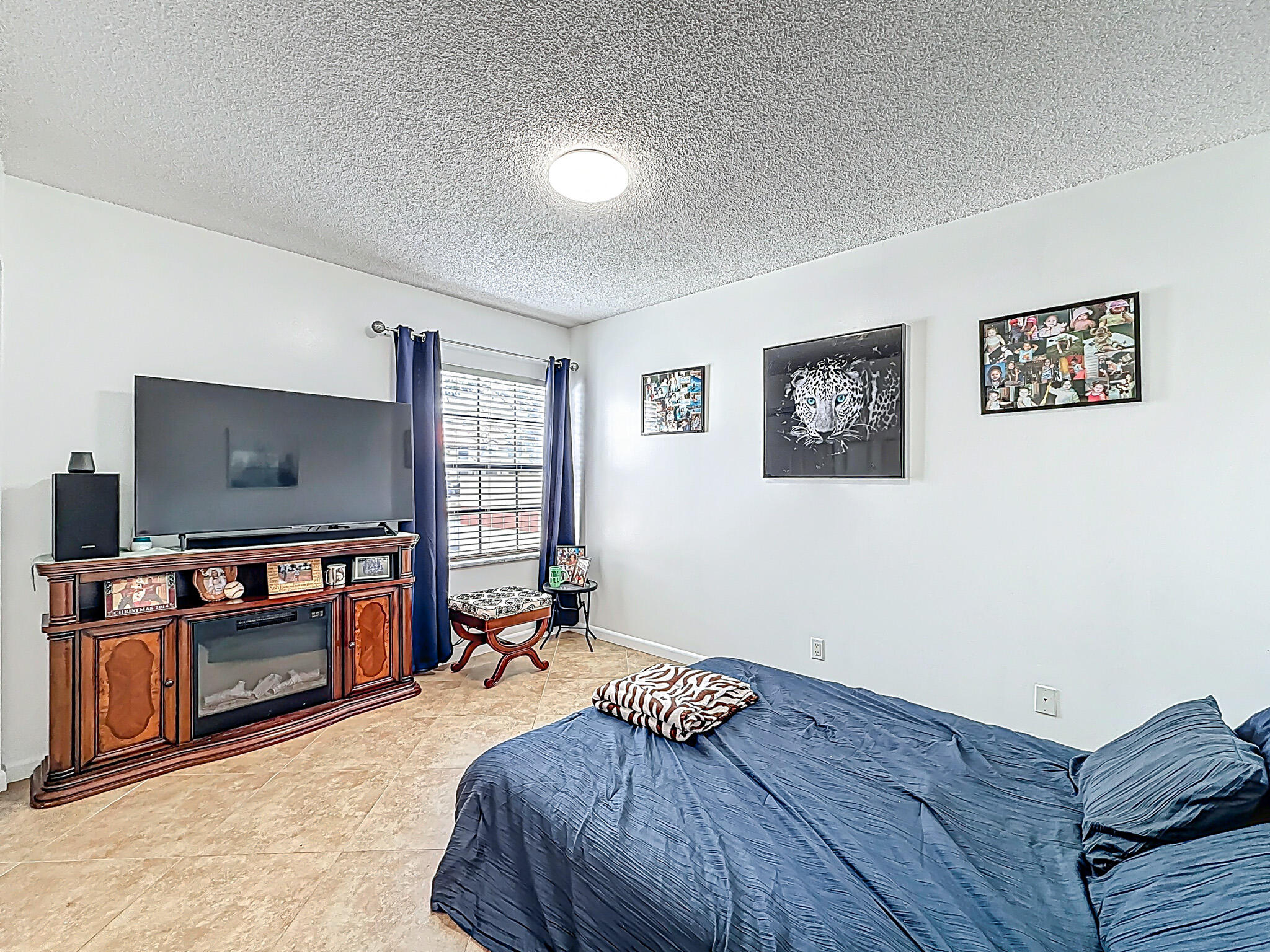 INDEPENDENCE BAY - Residential