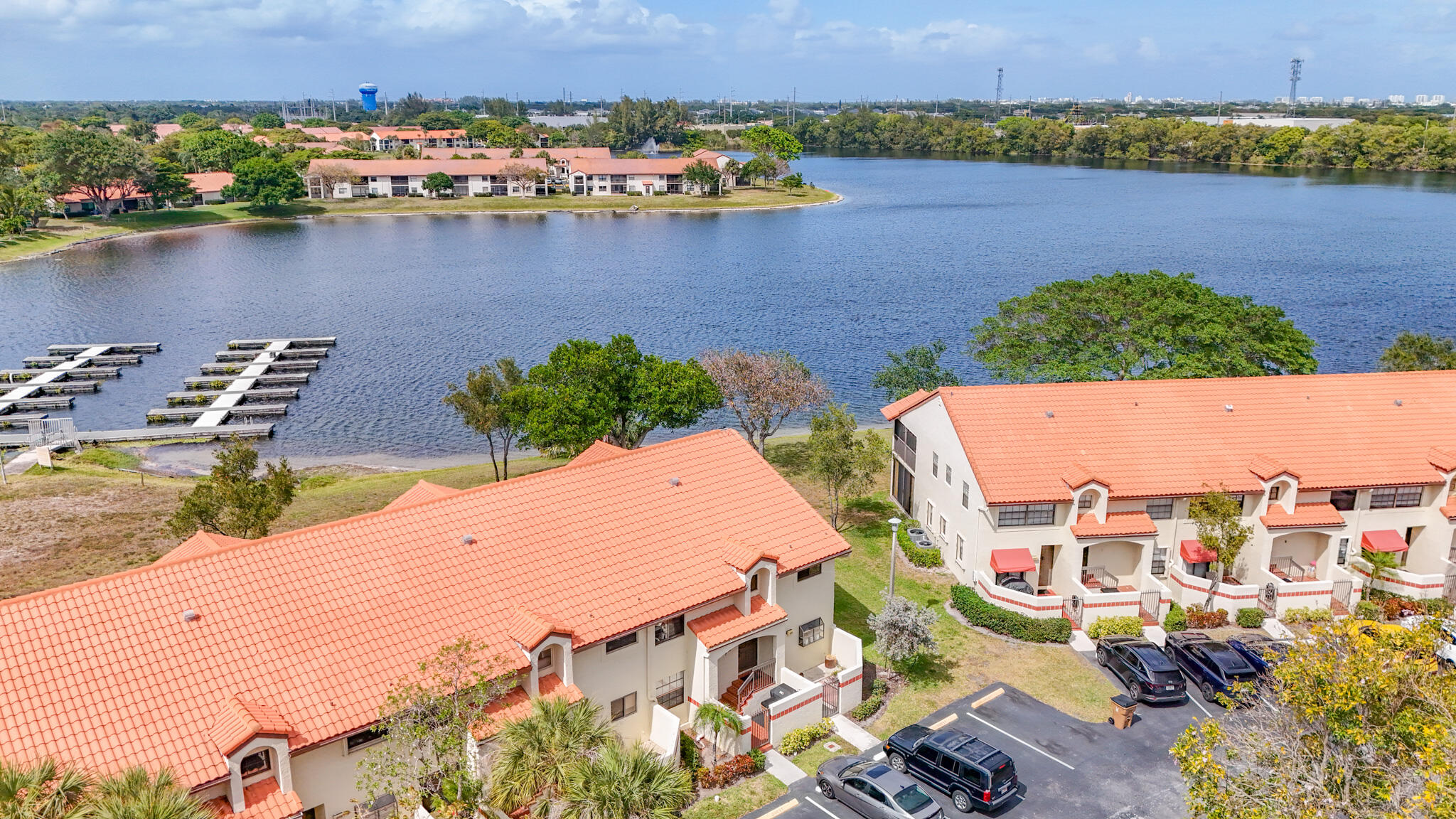 INDEPENDENCE BAY - Residential