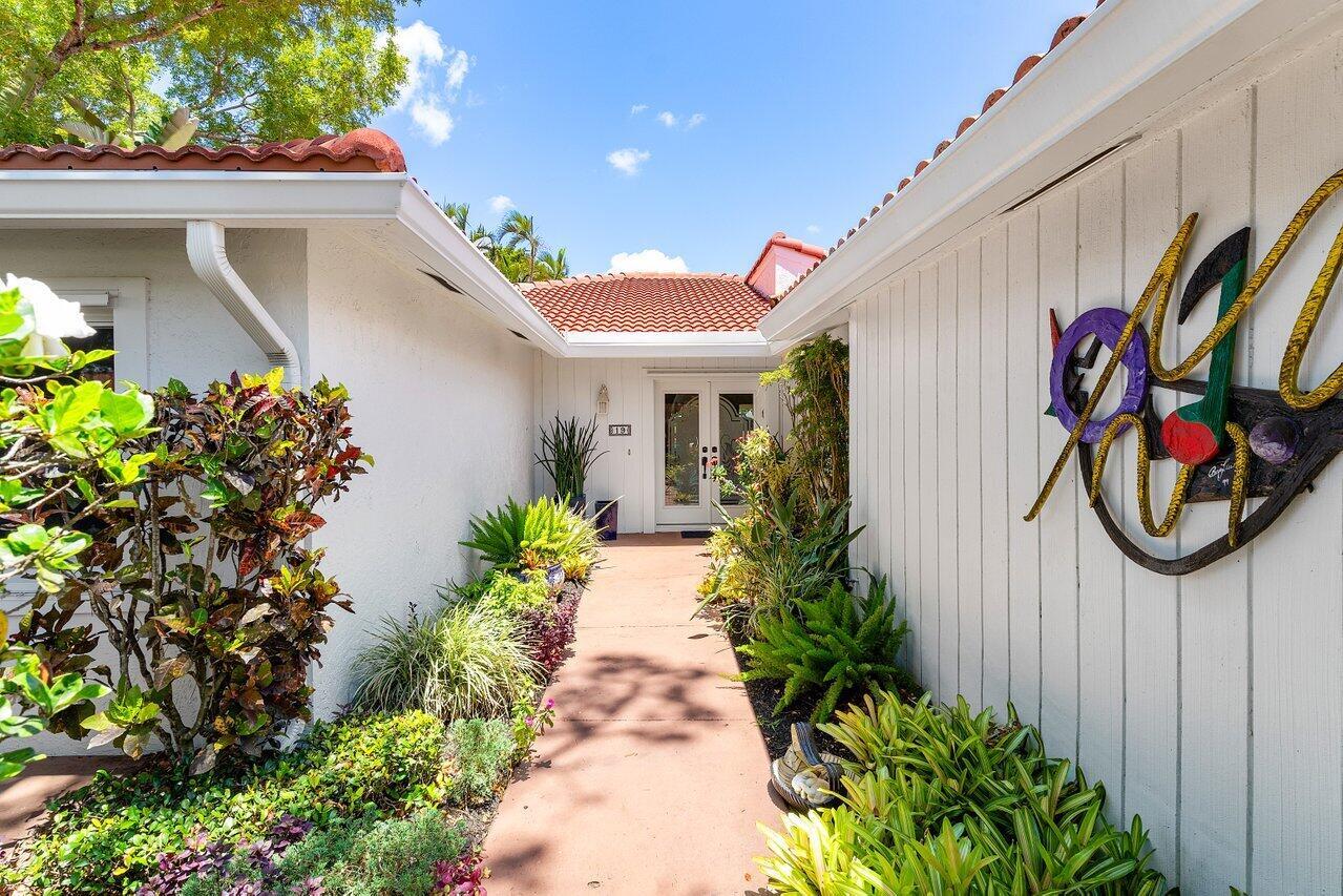 19 Estate Drive