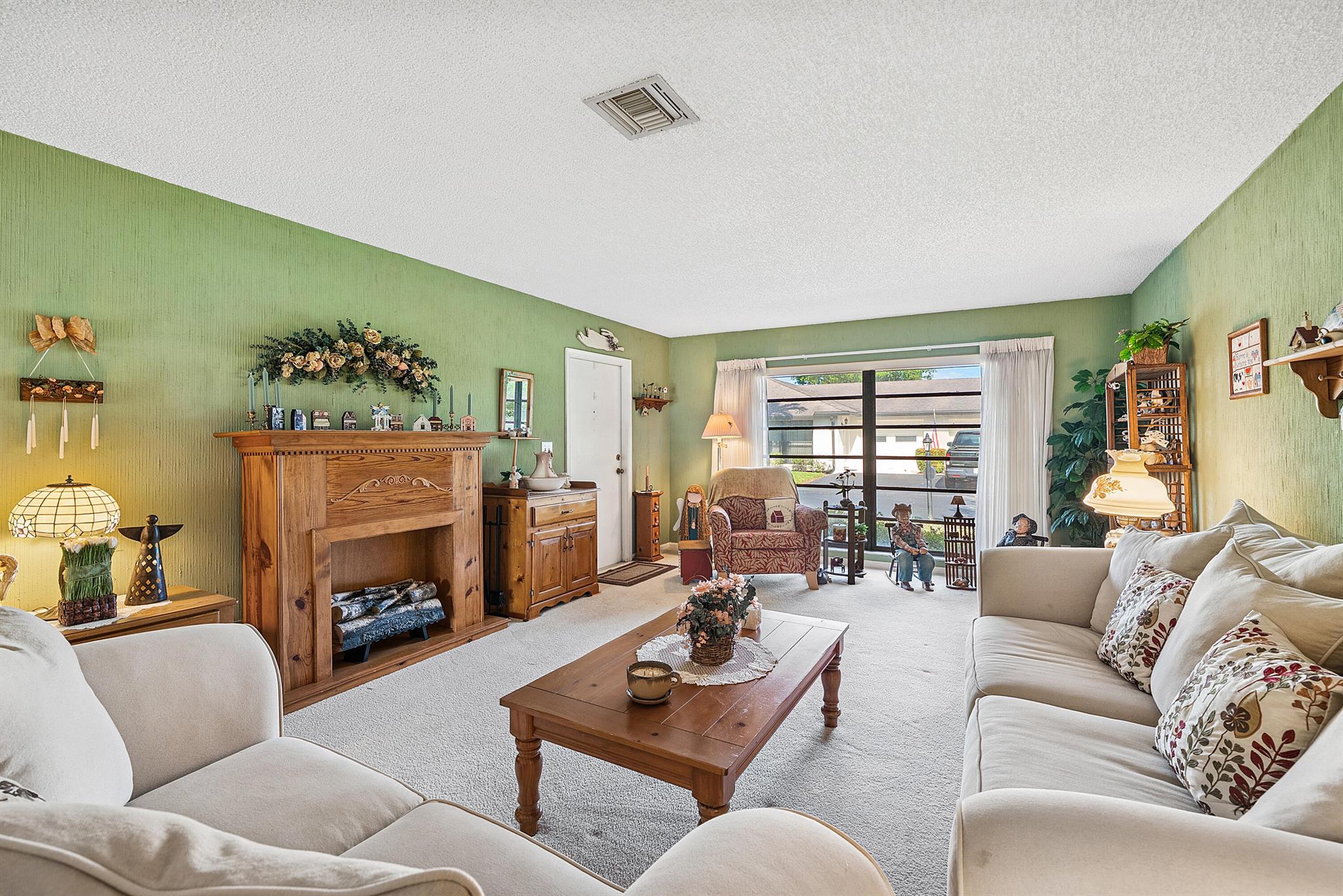 GREENTREE VILLAS CONDO - Residential