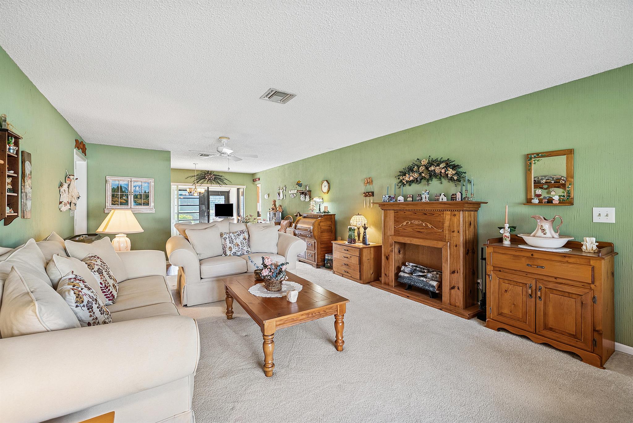 GREENTREE VILLAS CONDO - Residential