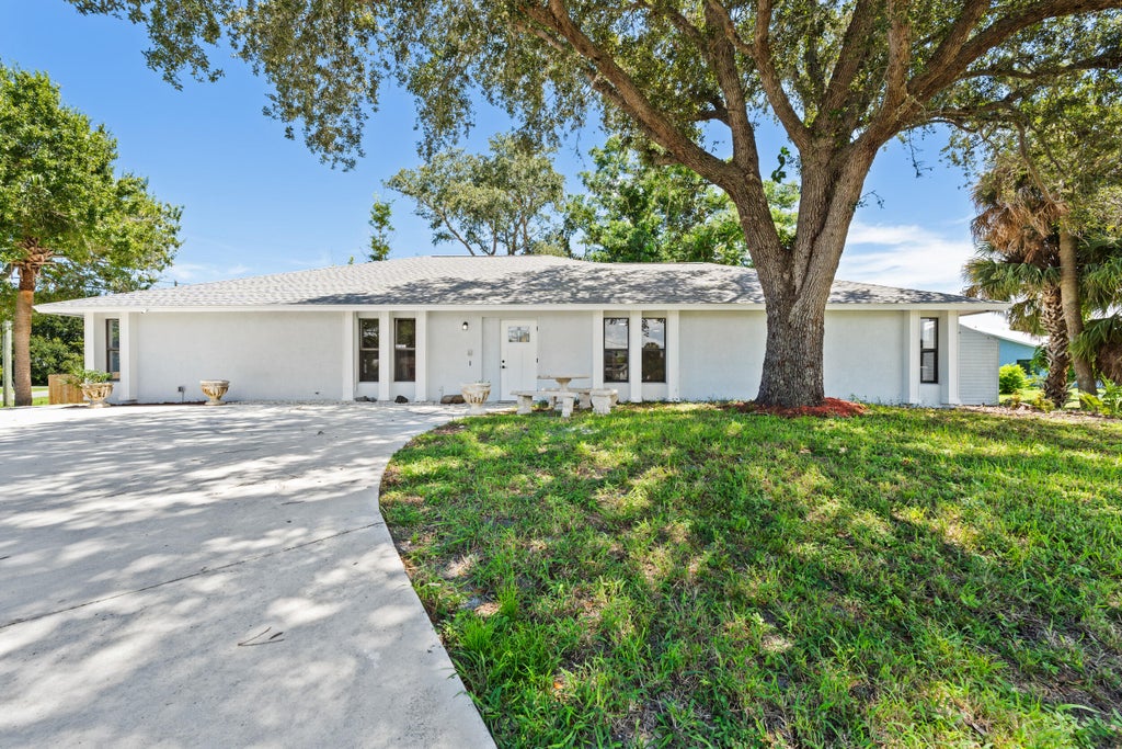 Photo of 4800 MYRTLE Drive, Fort Pierce, FL 34982 (MLS # B26075084)