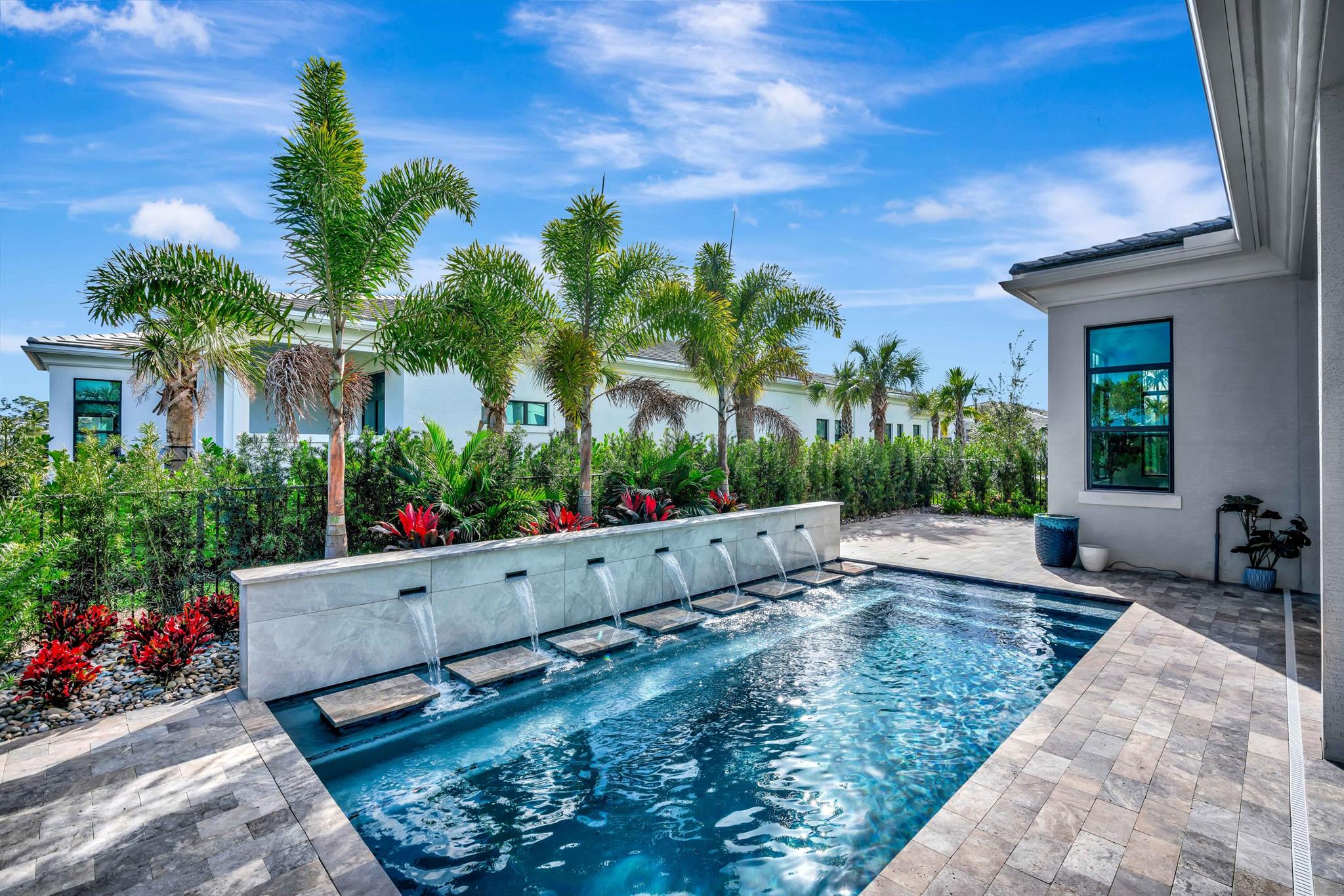 ARTISTRY - Residential