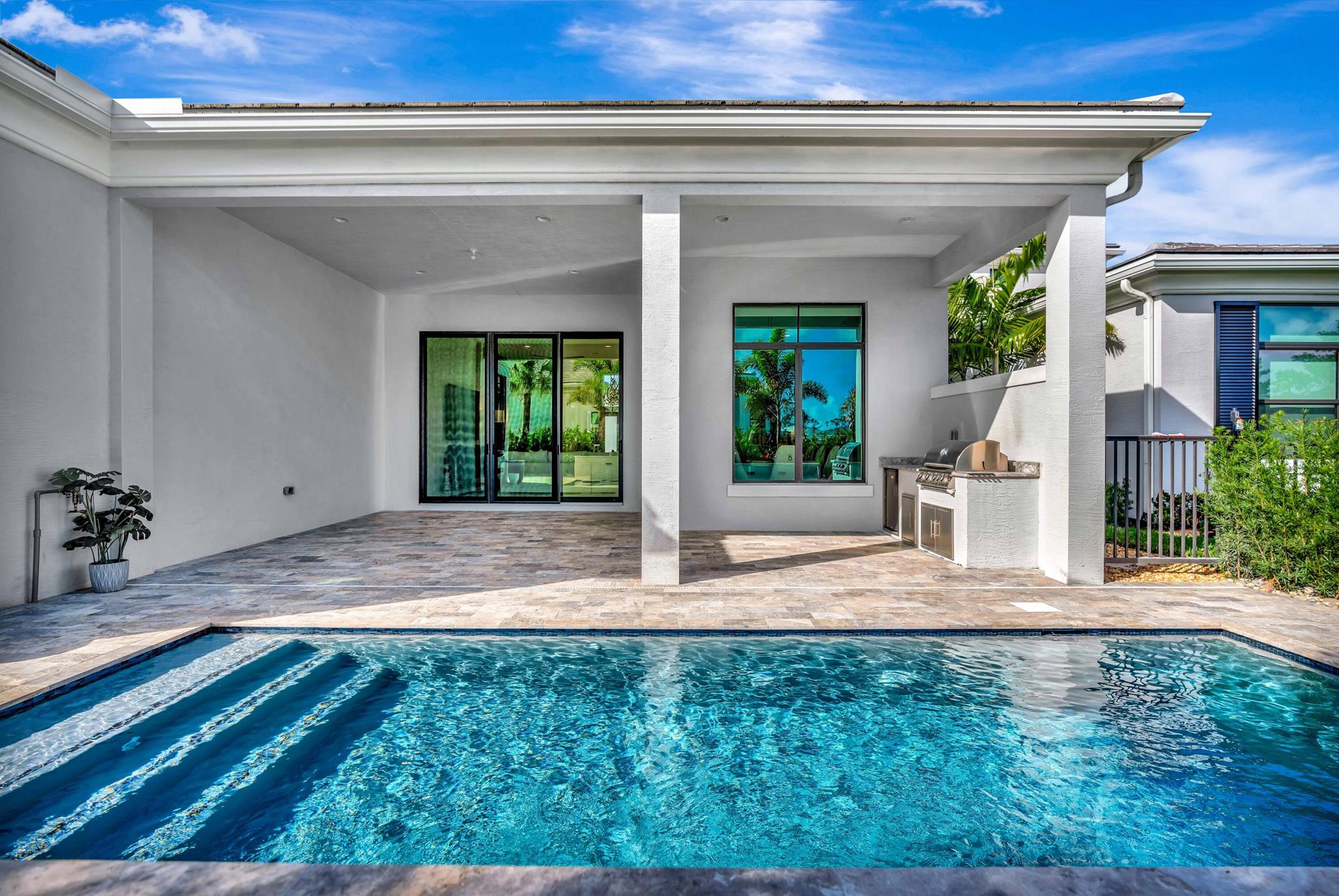 ARTISTRY - Residential