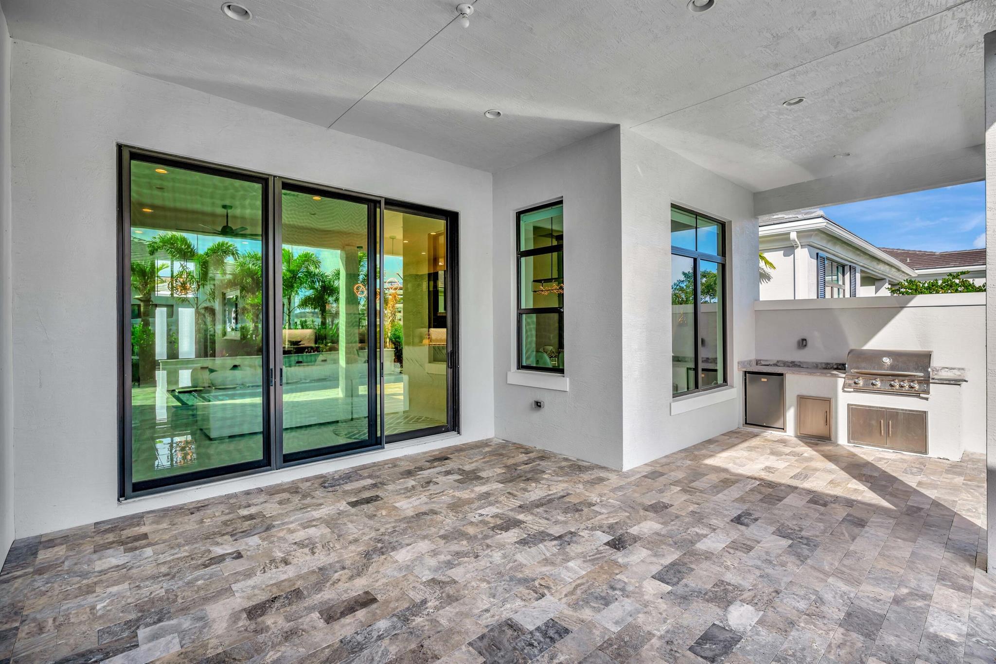 ARTISTRY - Residential