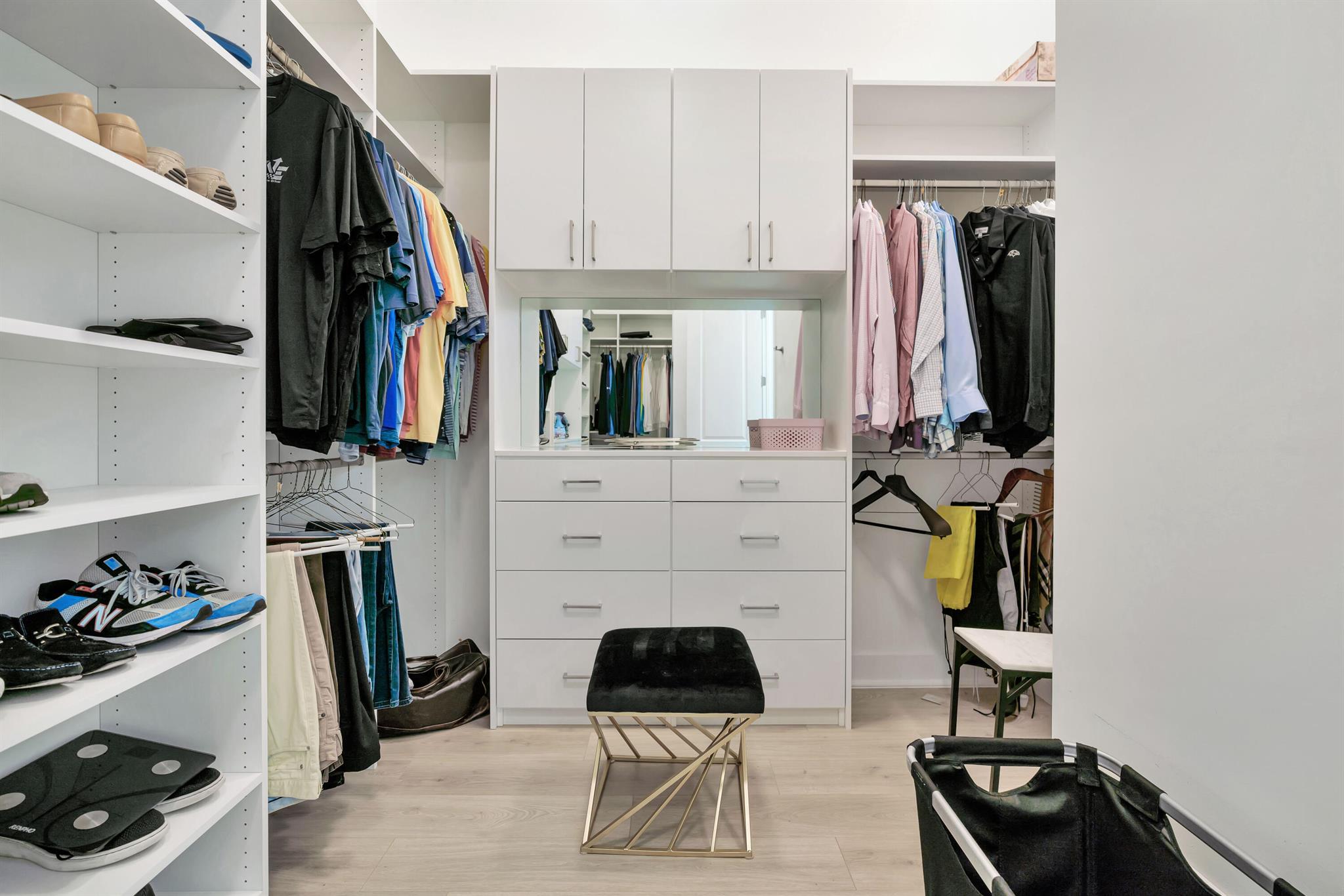 ARTISTRY - Residential