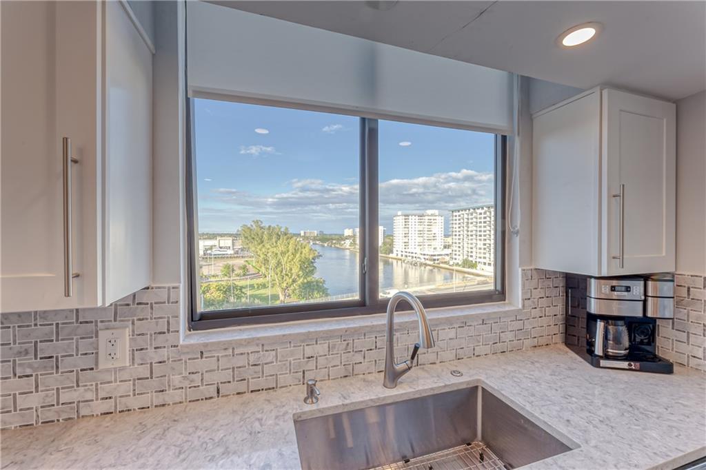 Voyager Condo - Residential