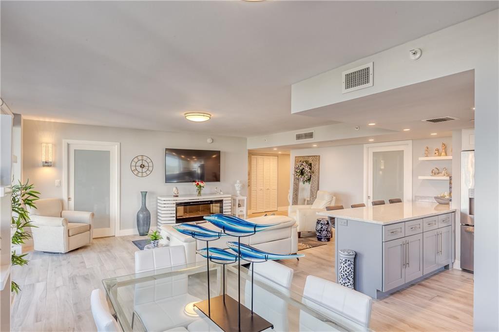 Voyager Condo - Residential