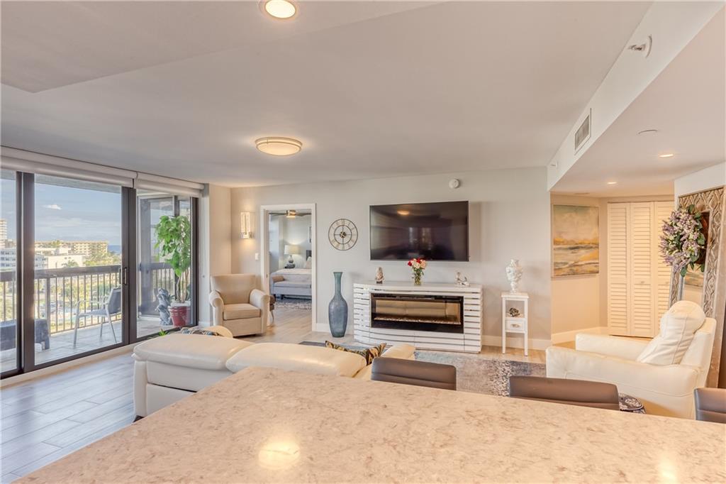 Voyager Condo - Residential