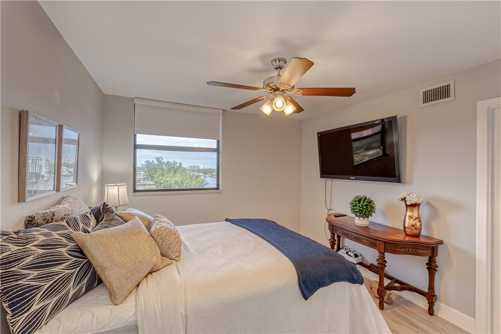 Voyager Condo - Residential