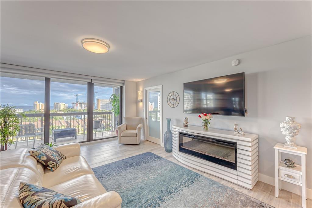 Voyager Condo - Residential