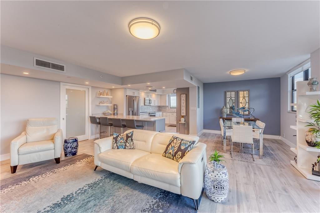 Voyager Condo - Residential