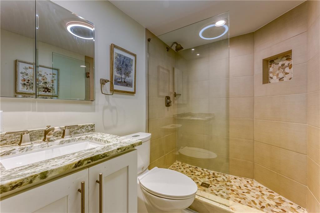 Voyager Condo - Residential