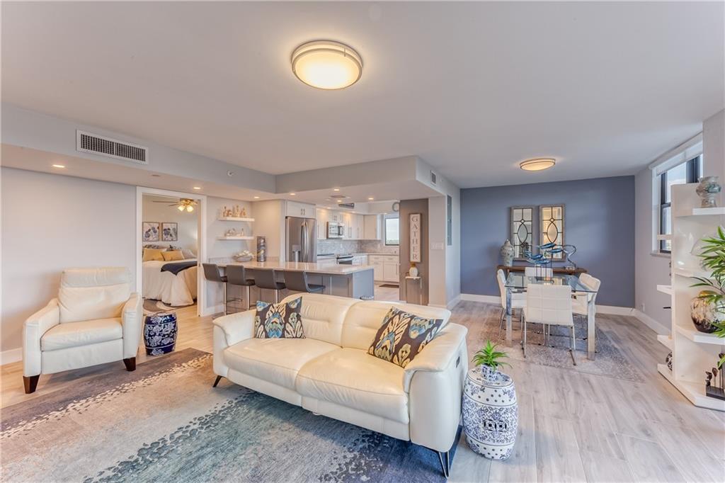 Voyager Condo - Residential