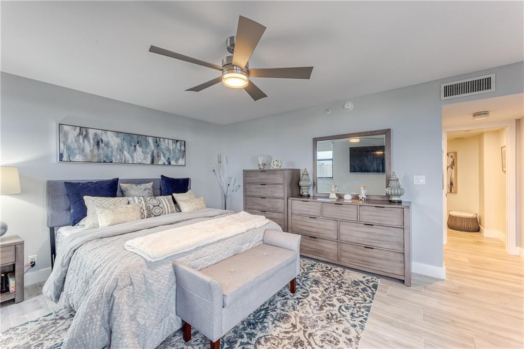 Voyager Condo - Residential