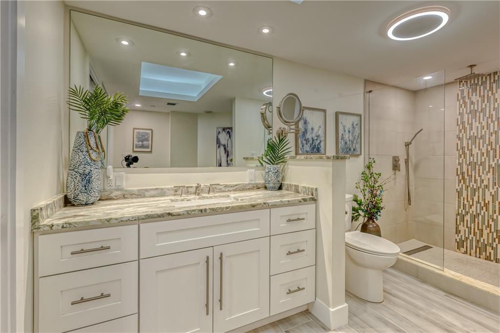Voyager Condo - Residential