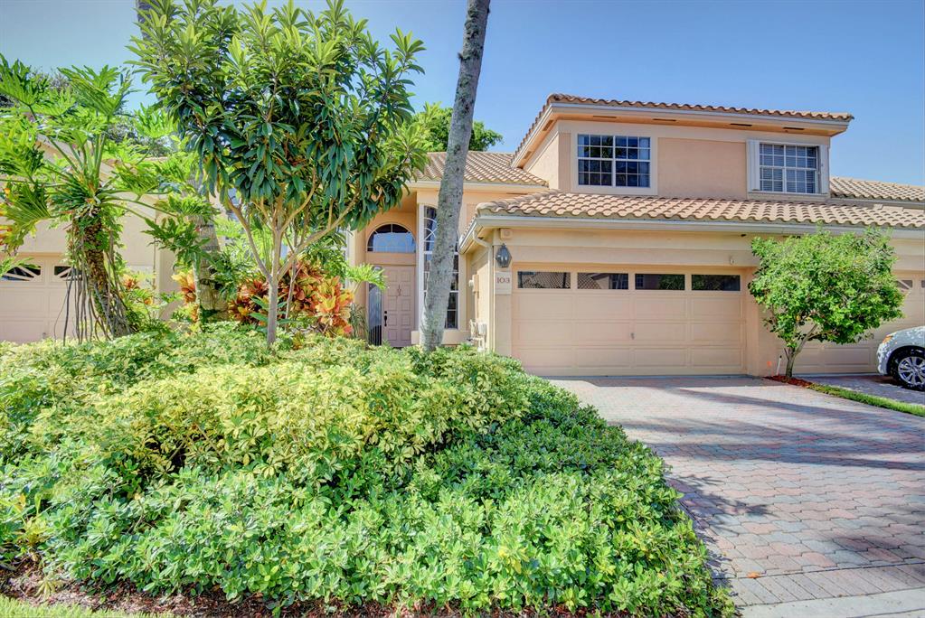 FAIRWAYS AT BOCA GOLF & TENNIS - Residential