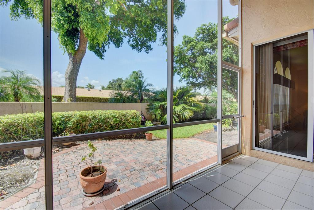 FAIRWAYS AT BOCA GOLF & TENNIS - Residential