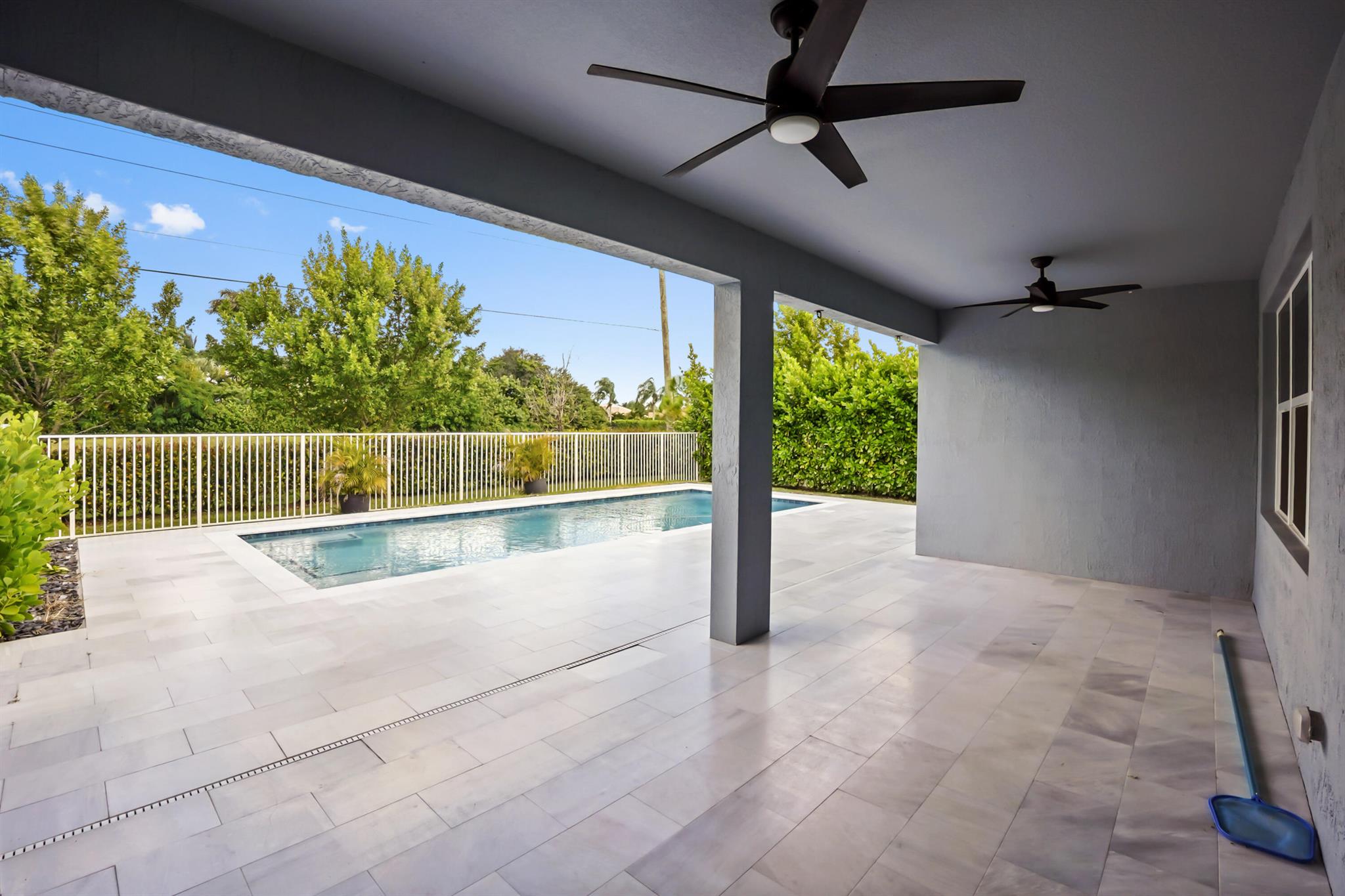WINDSONG ESTATES - Residential