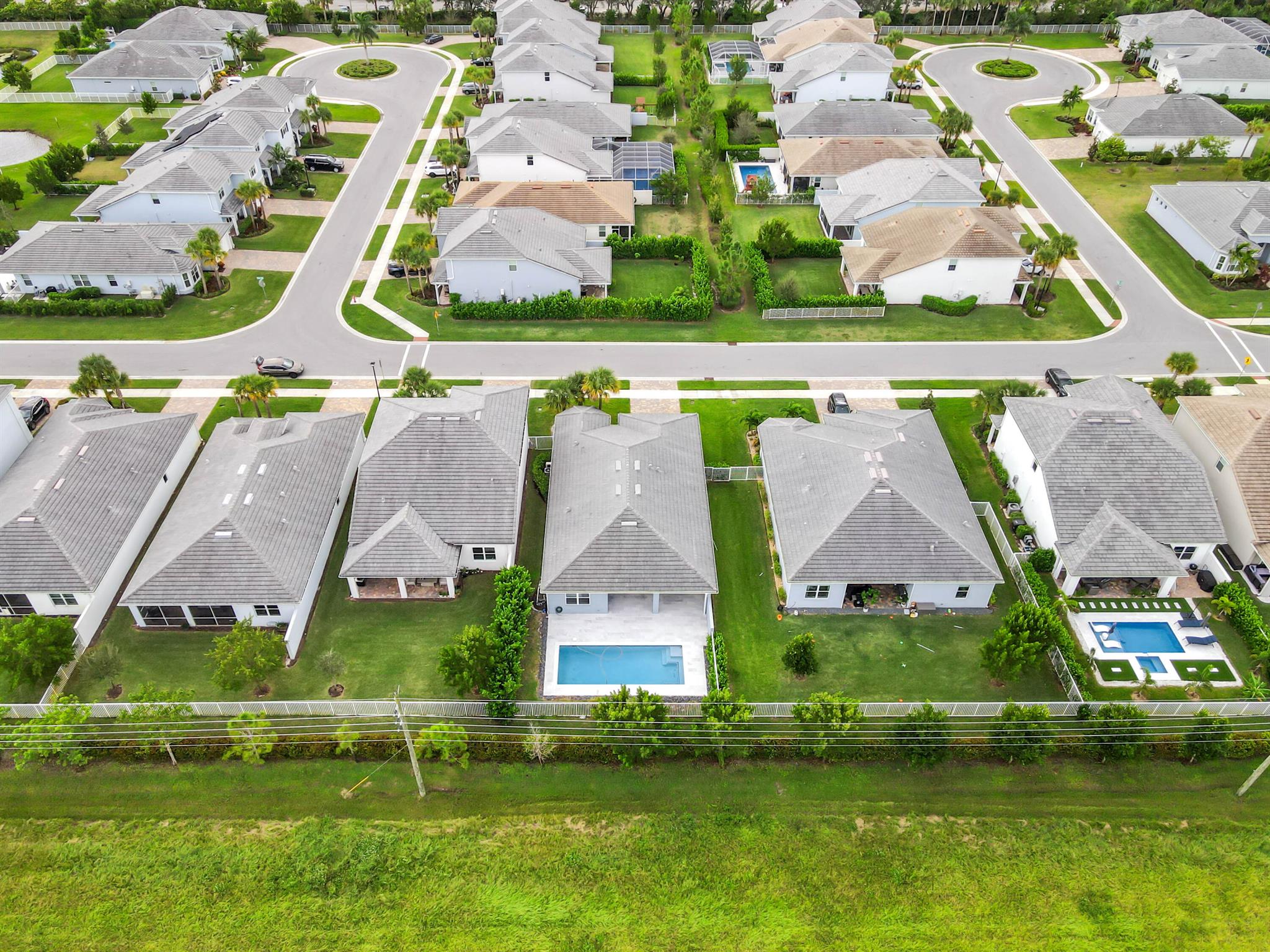 WINDSONG ESTATES - Residential