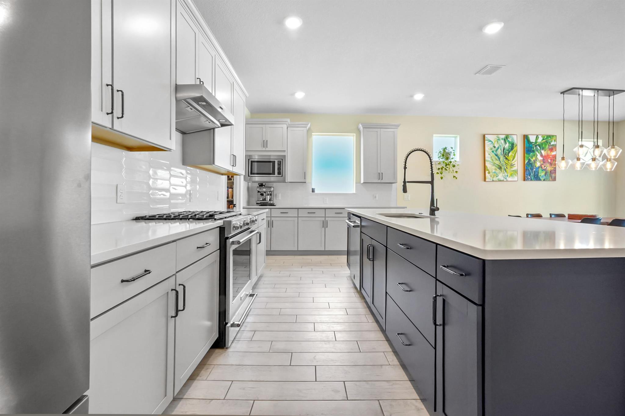WINDSONG ESTATES - Residential