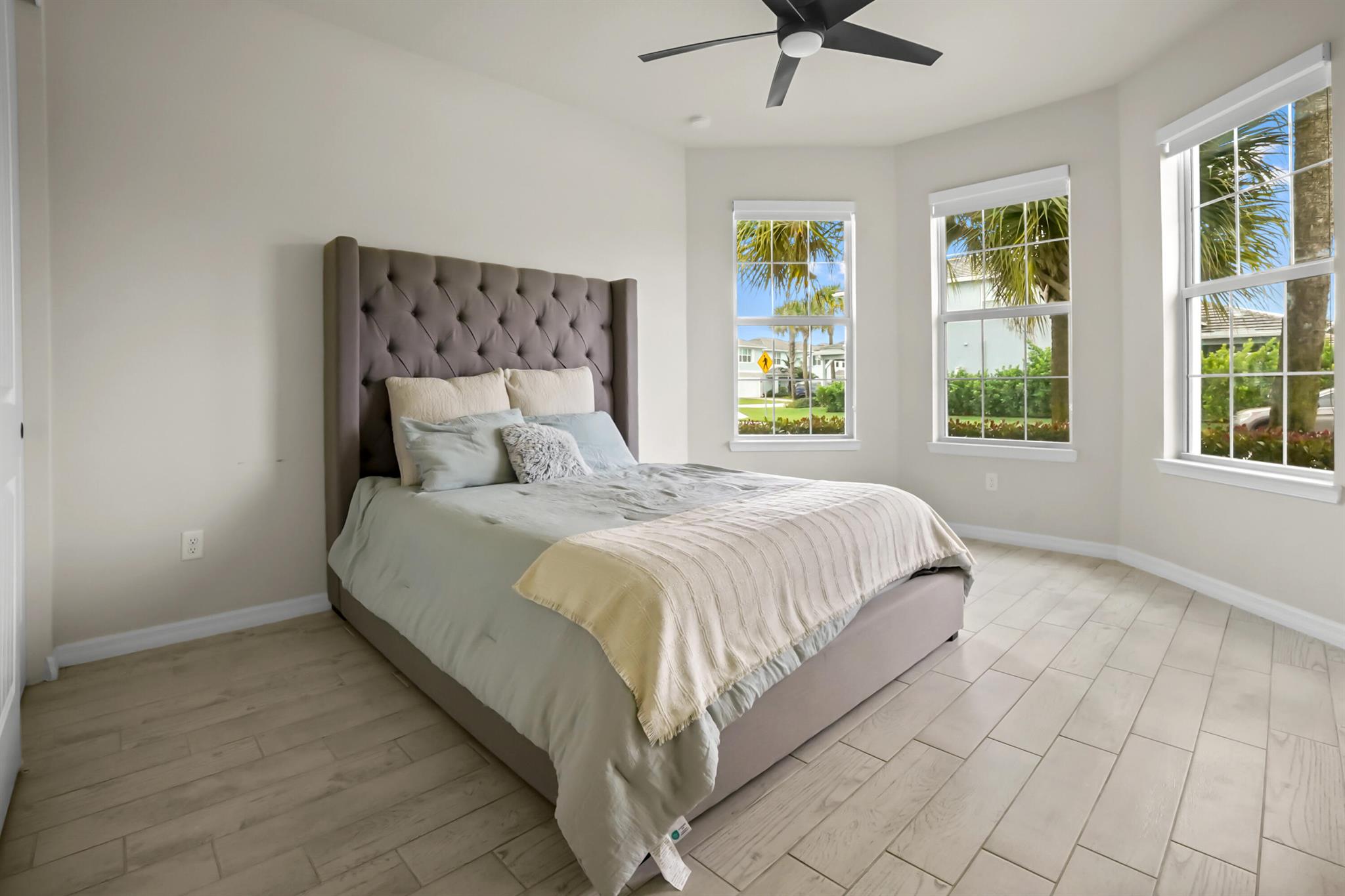 WINDSONG ESTATES - Residential
