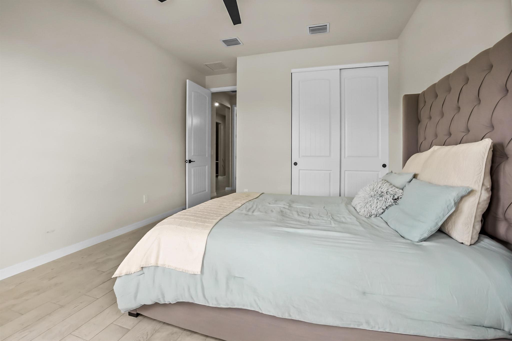 WINDSONG ESTATES - Residential