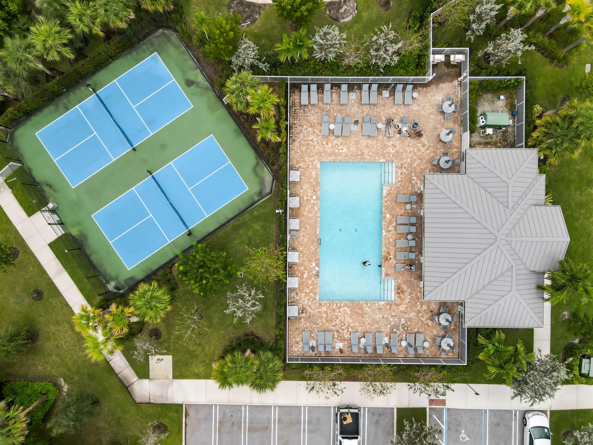 WINDSONG ESTATES - Residential