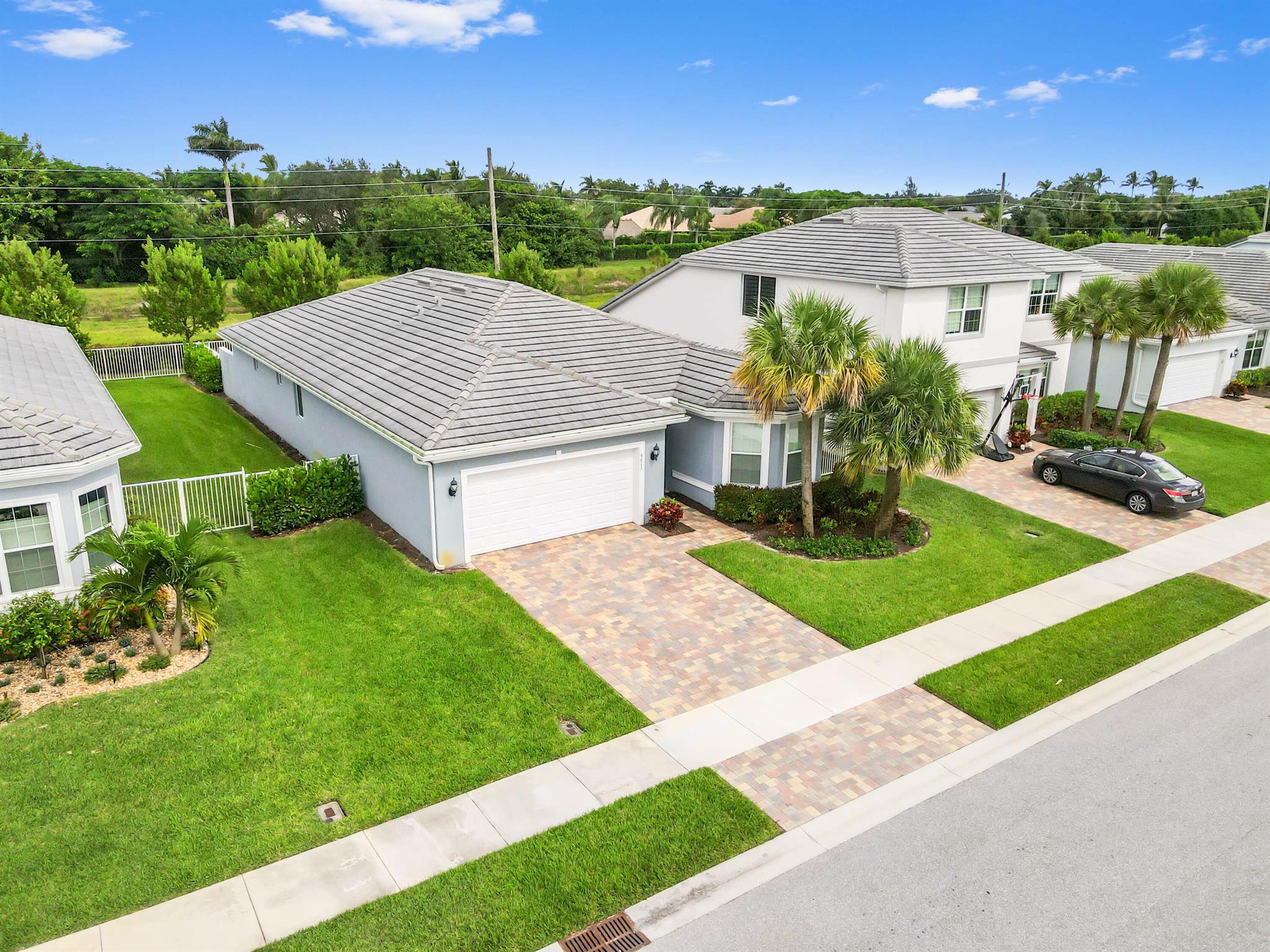 WINDSONG ESTATES - Residential