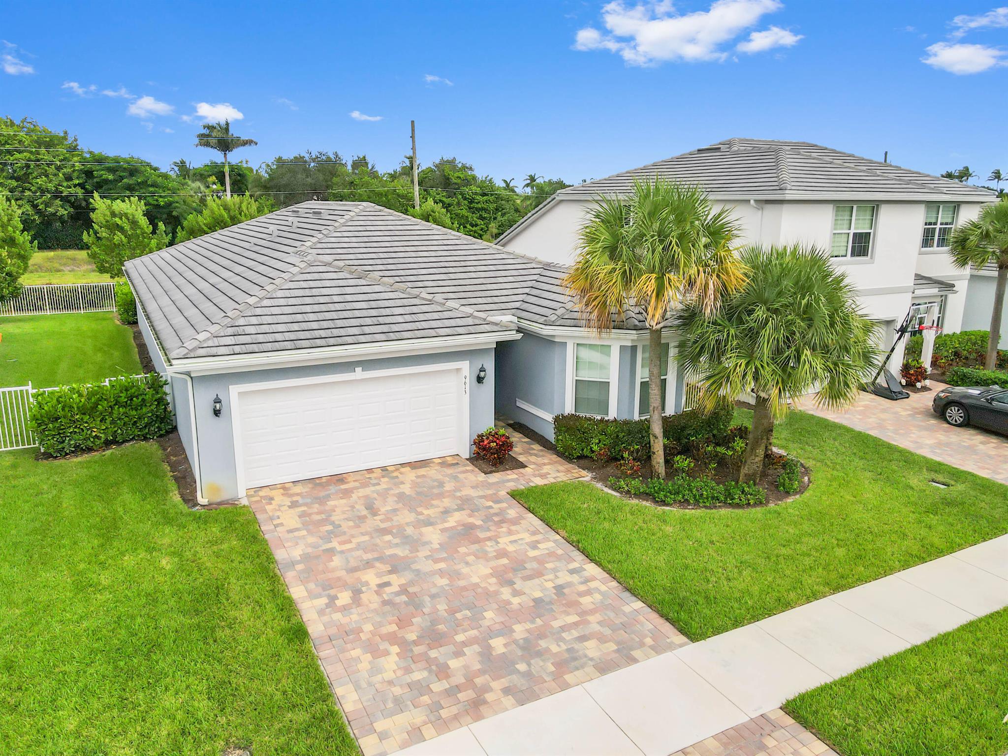 WINDSONG ESTATES - Residential