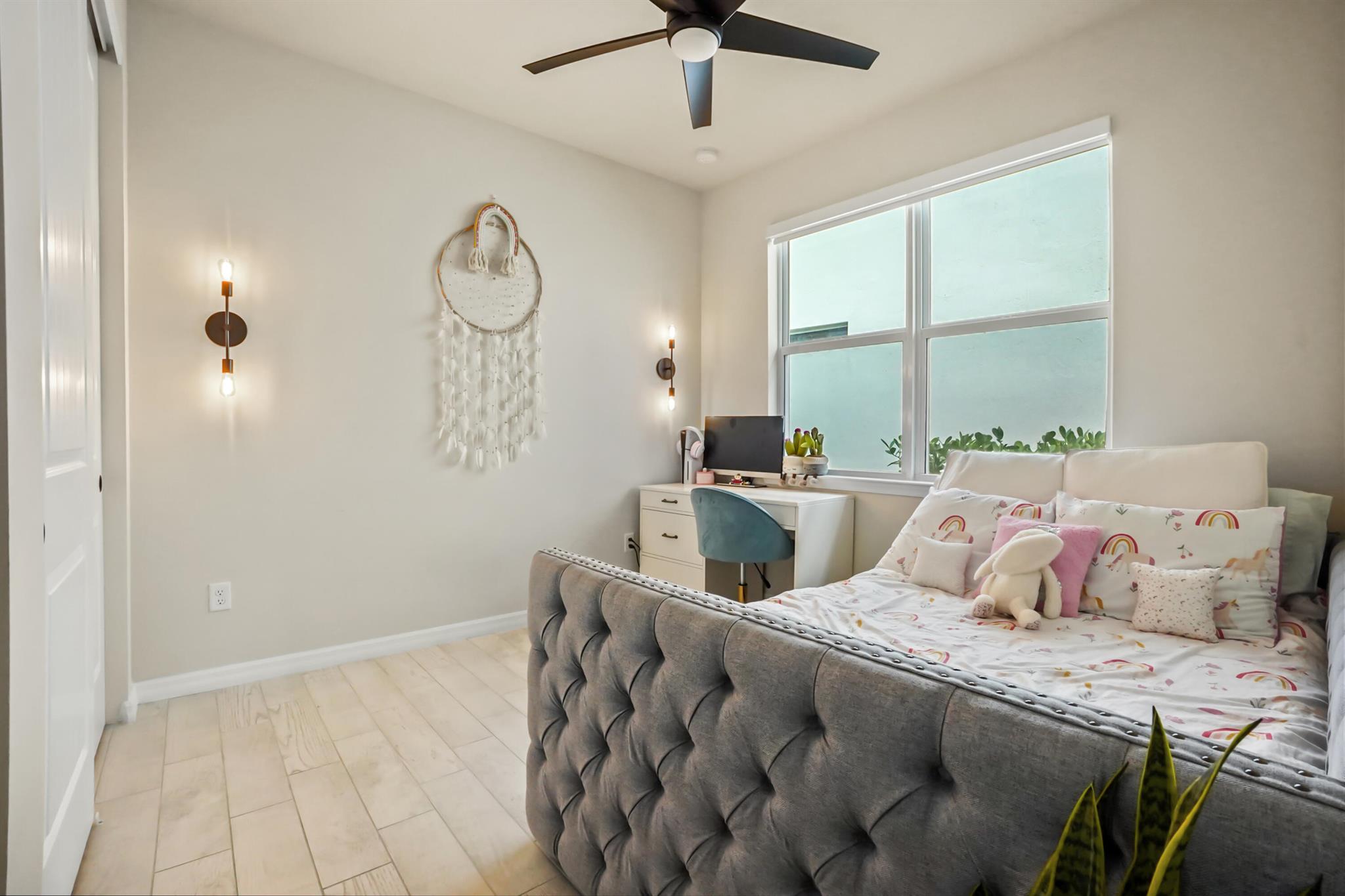 WINDSONG ESTATES - Residential