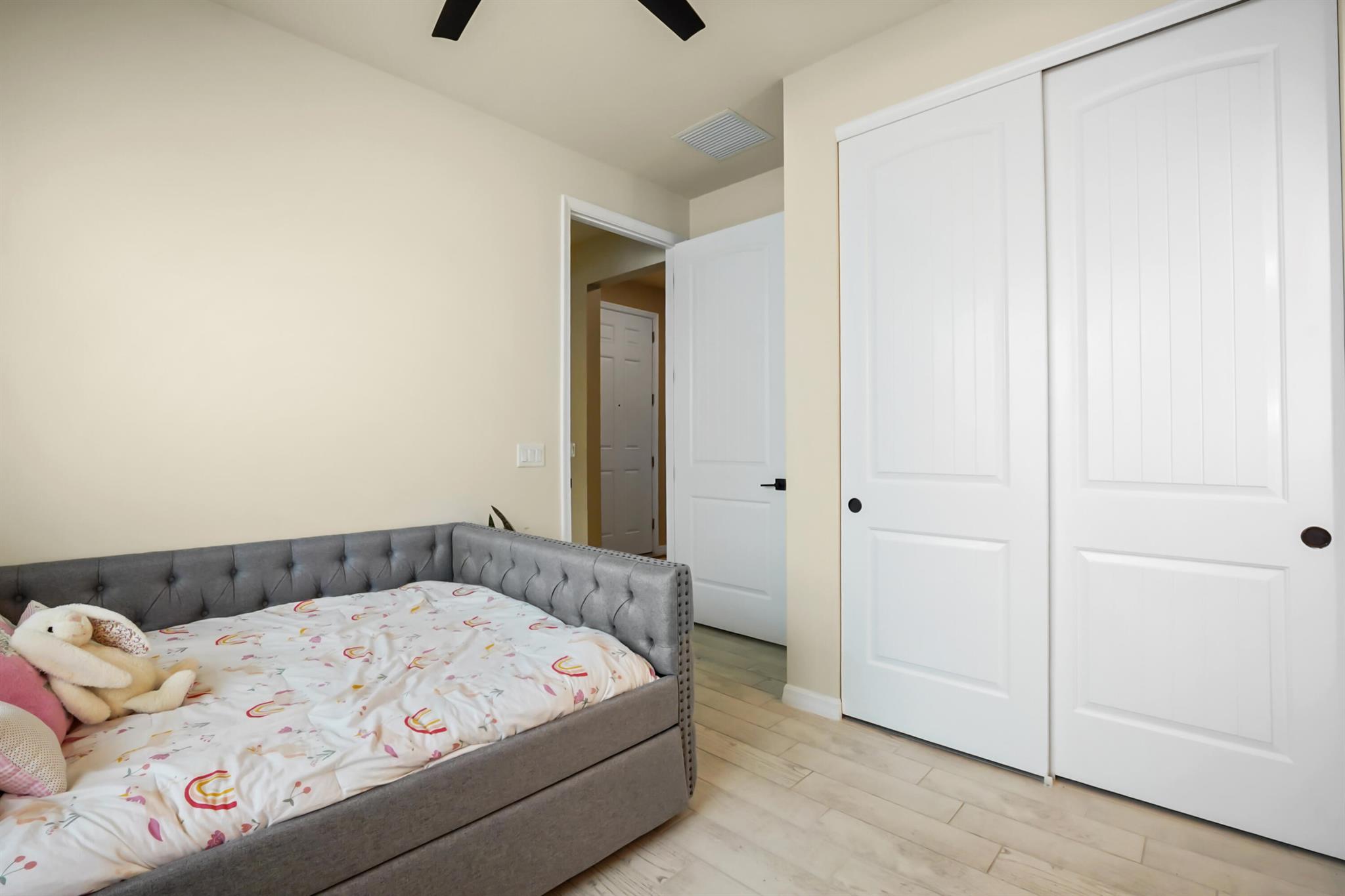 WINDSONG ESTATES - Residential