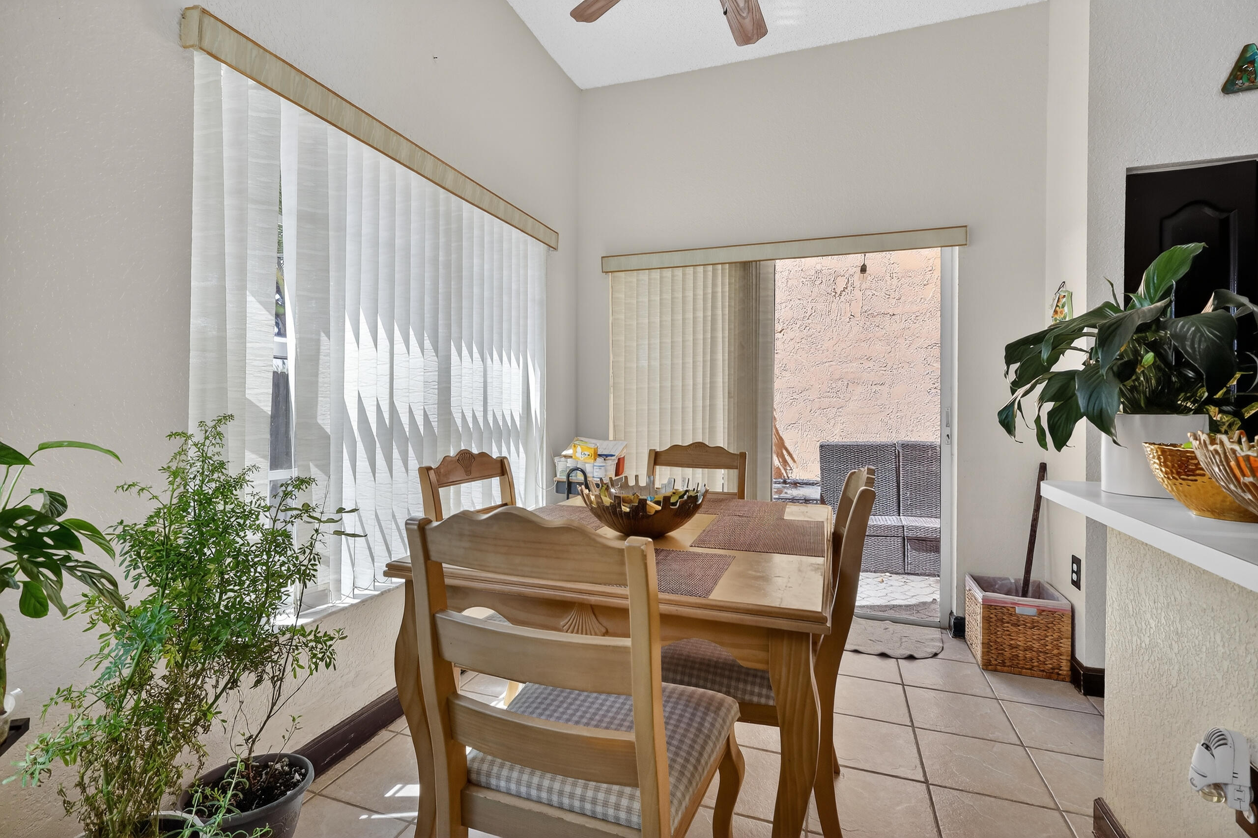 FOREST LAKES COUNTRY GARDENS - Residential