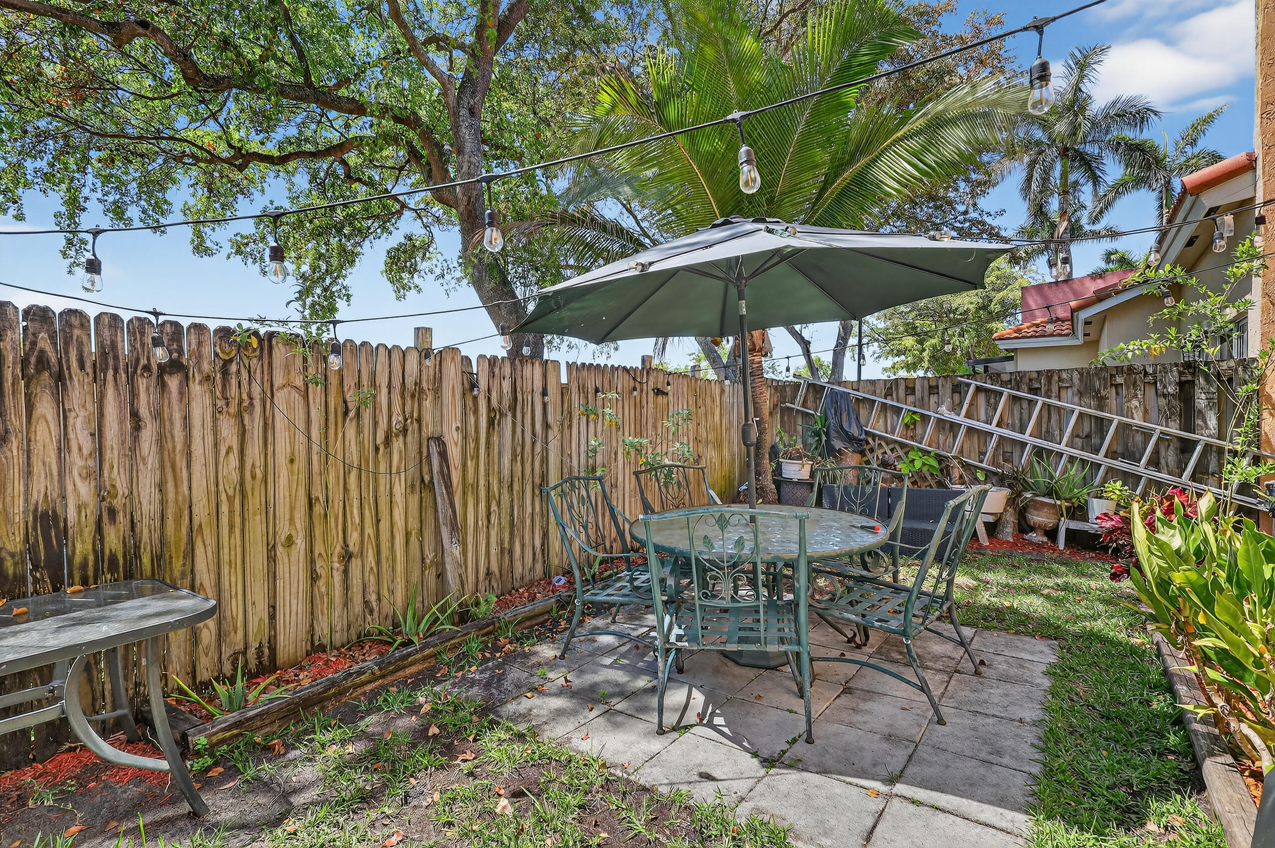 FOREST LAKES COUNTRY GARDENS - Residential