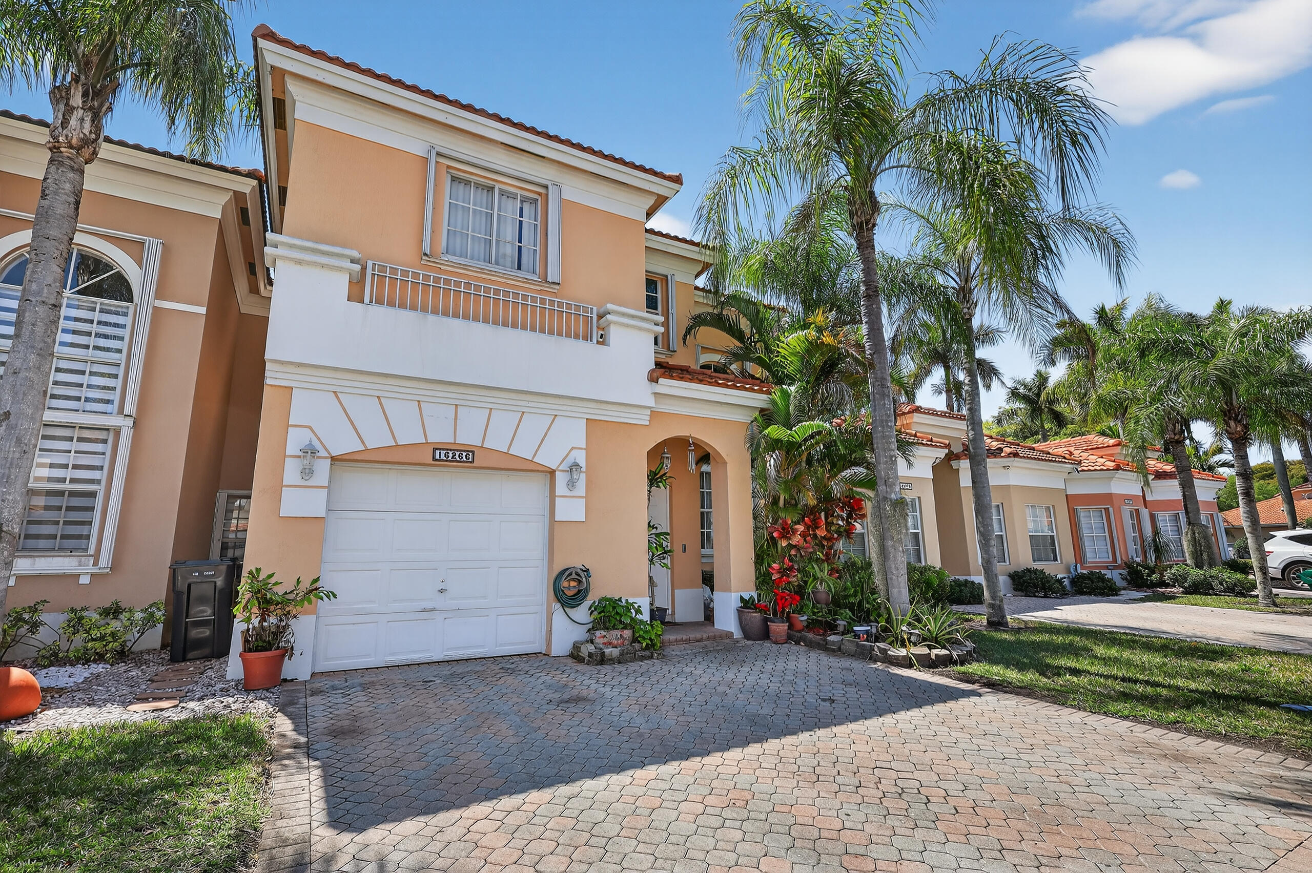 FOREST LAKES COUNTRY GARDENS - Residential