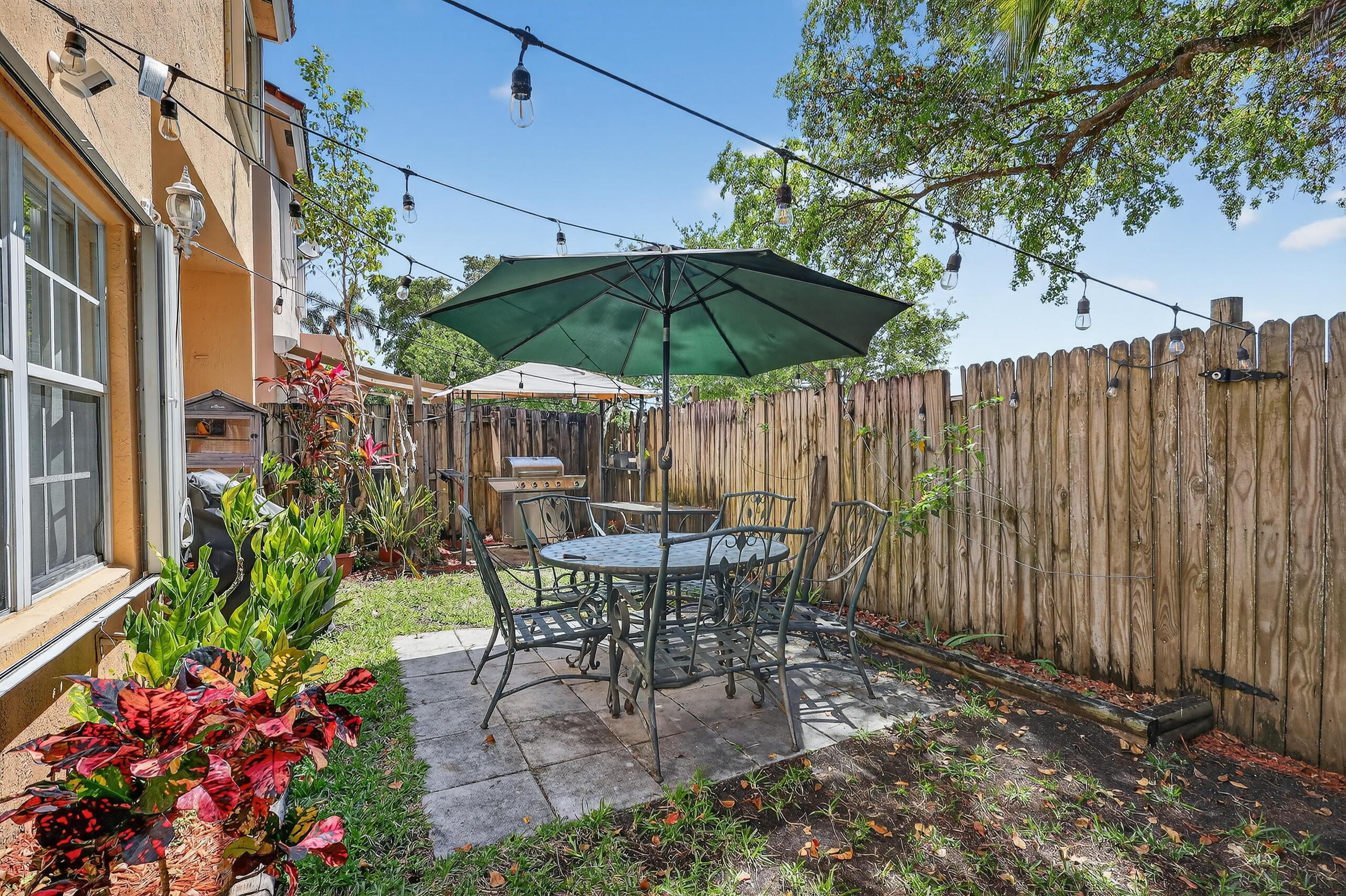 FOREST LAKES COUNTRY GARDENS - Residential