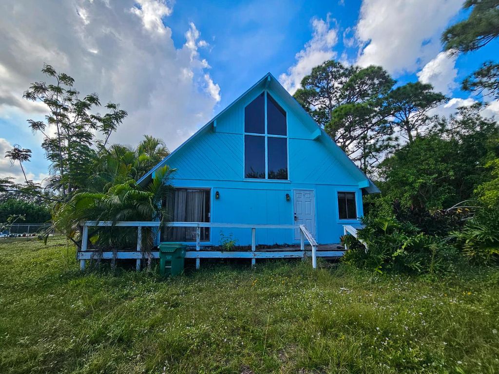 Photo of 5607 Cassia Drive, Fort Pierce, FL 34982 (MLS # R11139346)