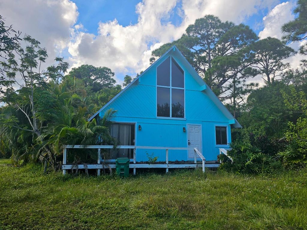 Photo of 5607 Cassia Drive, Fort Pierce, FL 34982 (MLS # R11139346)