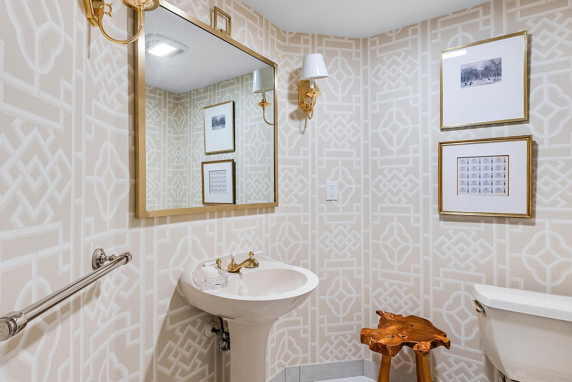 Villa Del Lago - Residential