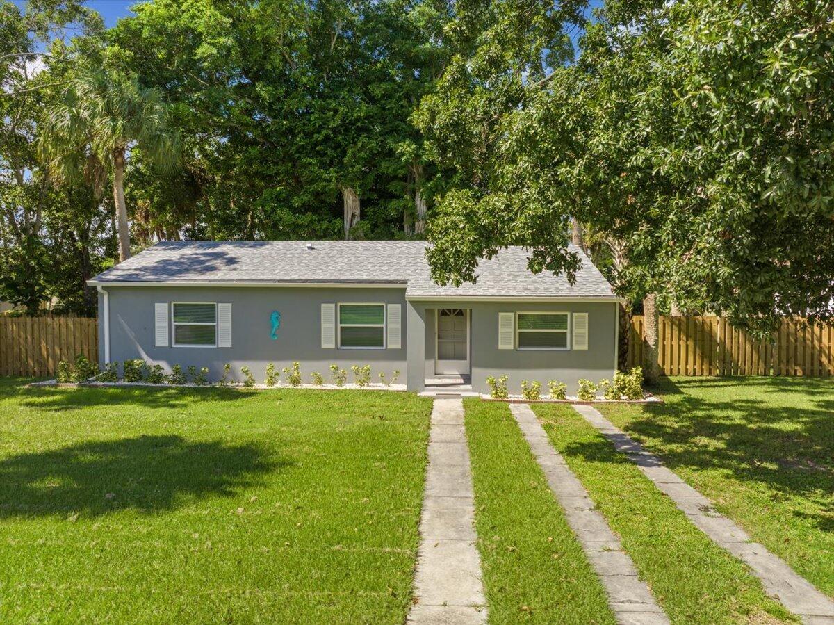 HIBISCUS PARK - Residential Lease