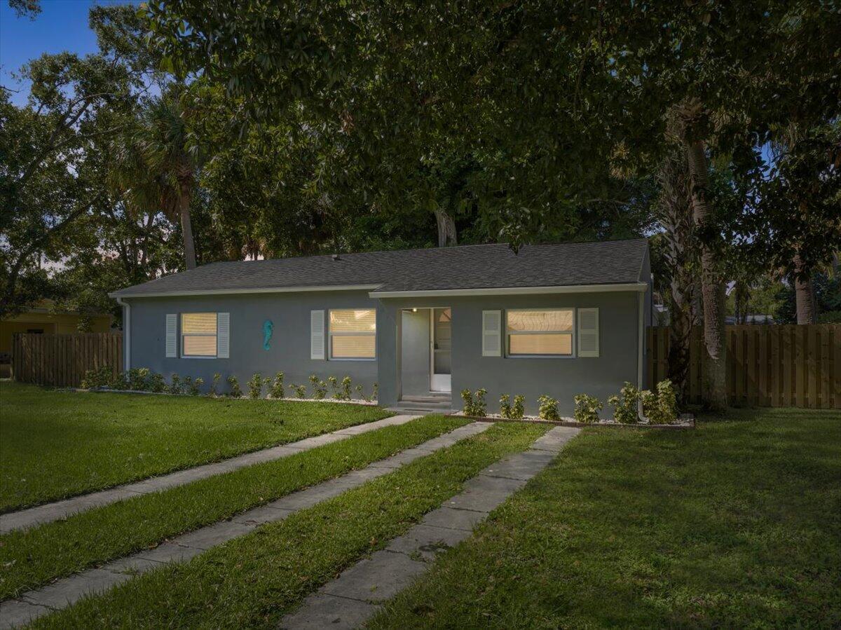 HIBISCUS PARK - Residential Lease