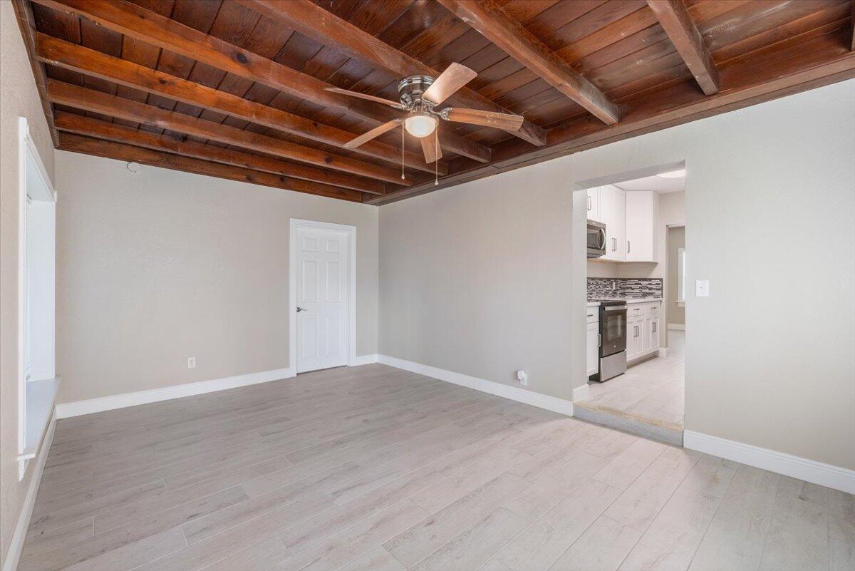 HIBISCUS PARK - Residential Lease