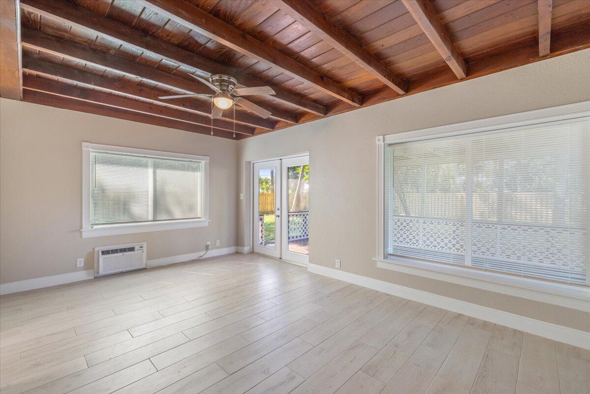 HIBISCUS PARK - Residential Lease