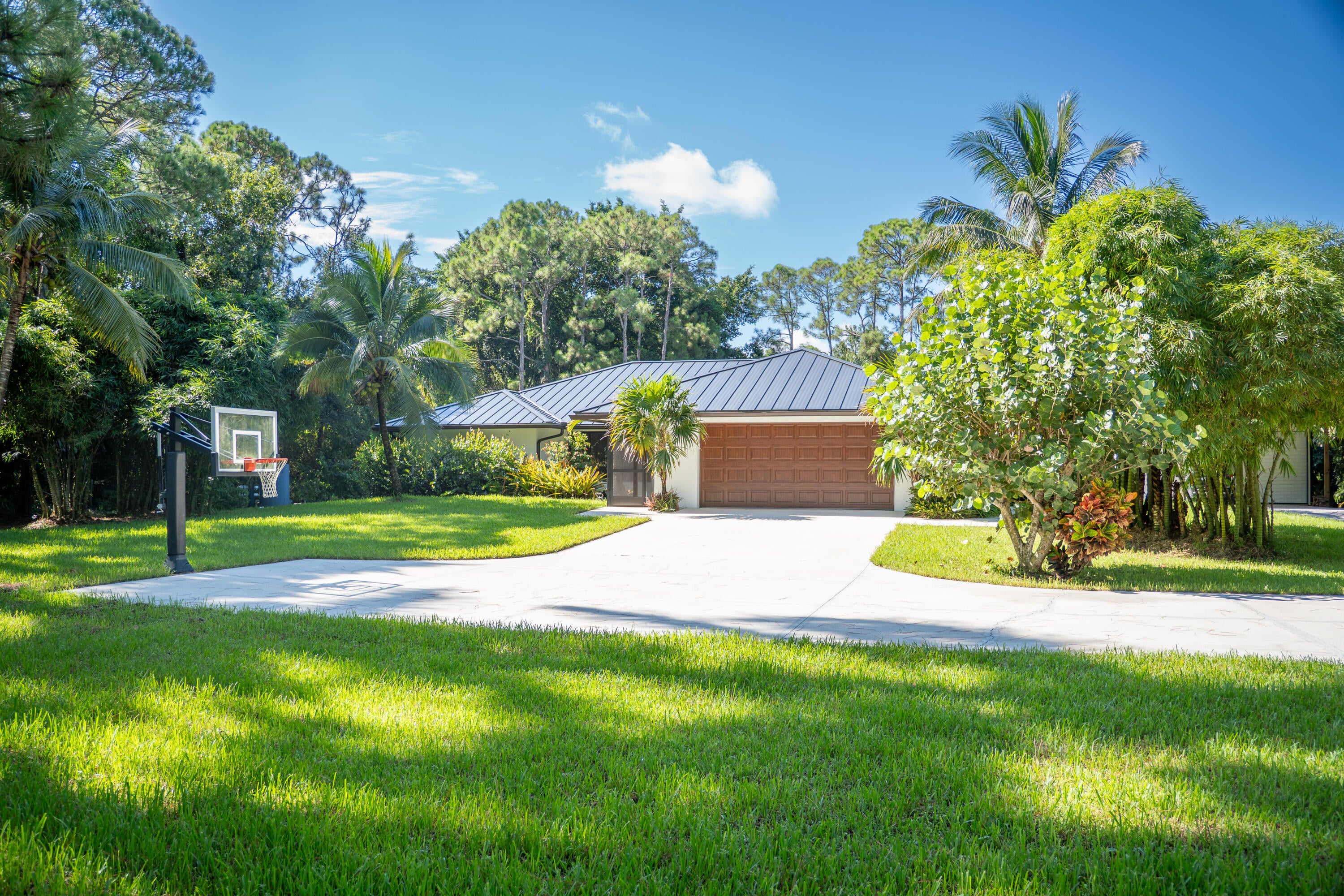 11180 154th Road N