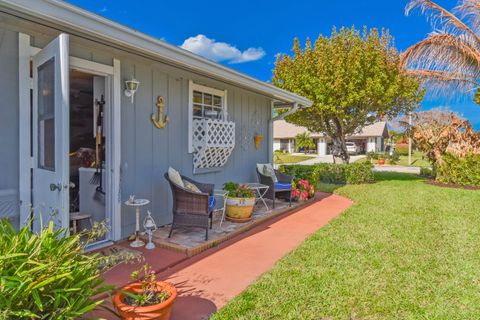 7886 SE Trenton Avenue Hobe Sound FL 33455