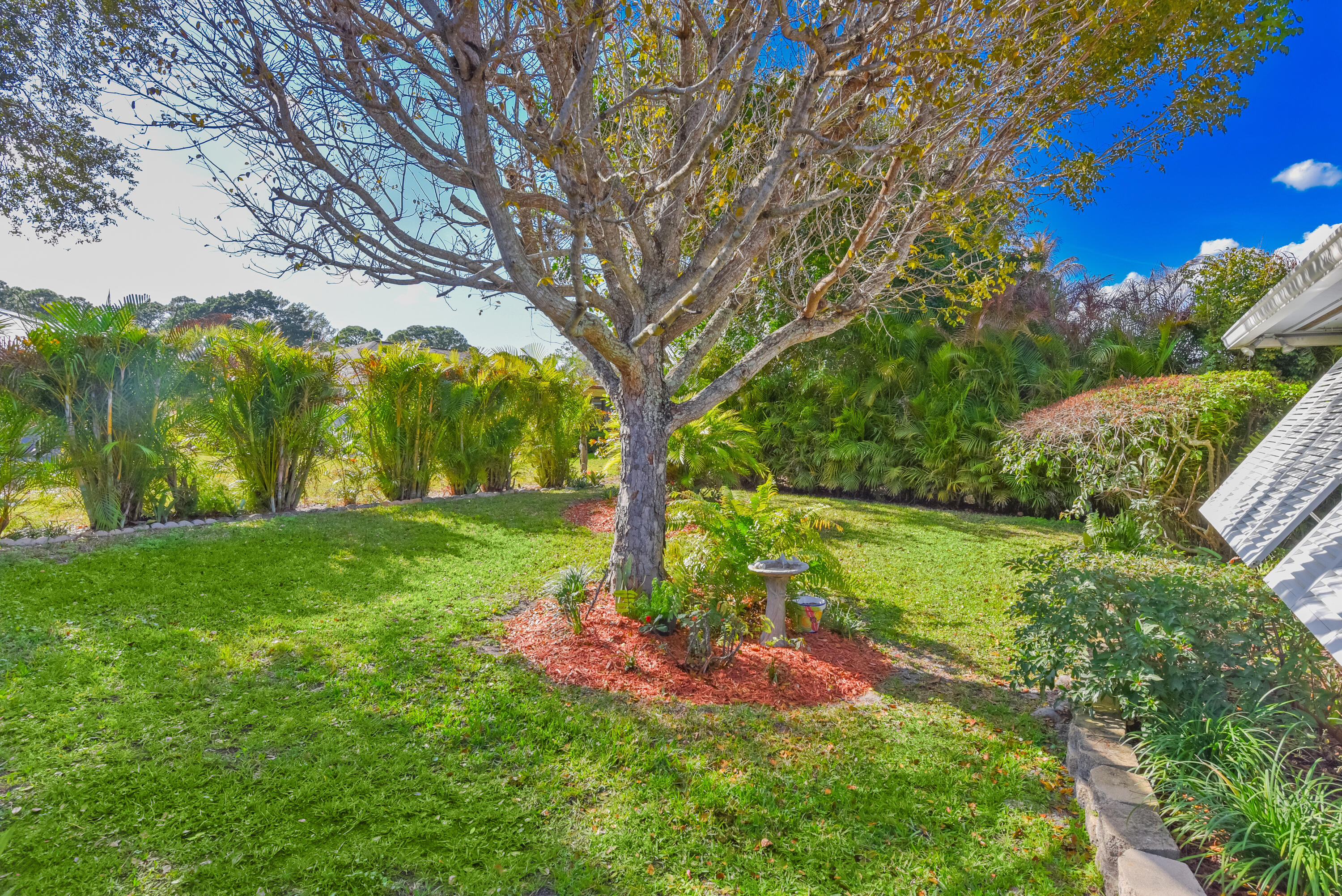 7886 SE Trenton Avenue