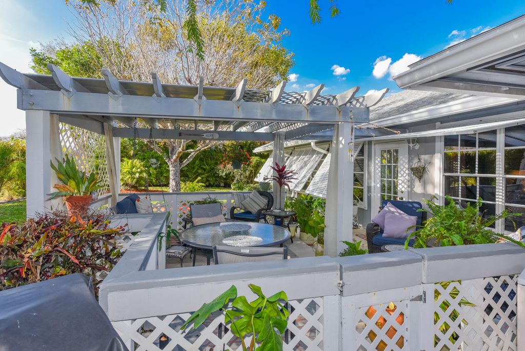 Photo of 7886 SE Trenton Avenue, Hobe Sound, FL 33455 (MLS # R11165580)