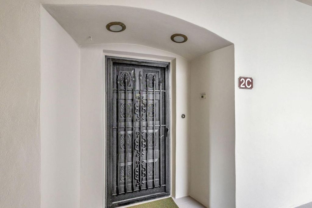 Photo of 11811 Avenue Of The Pga #2-2c, Palm Beach Gardens, FL 33418 (MLS # R11141293)